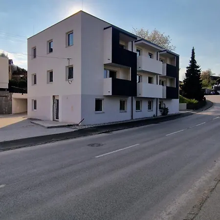 S3 Paura Apartment Stadl-Paura